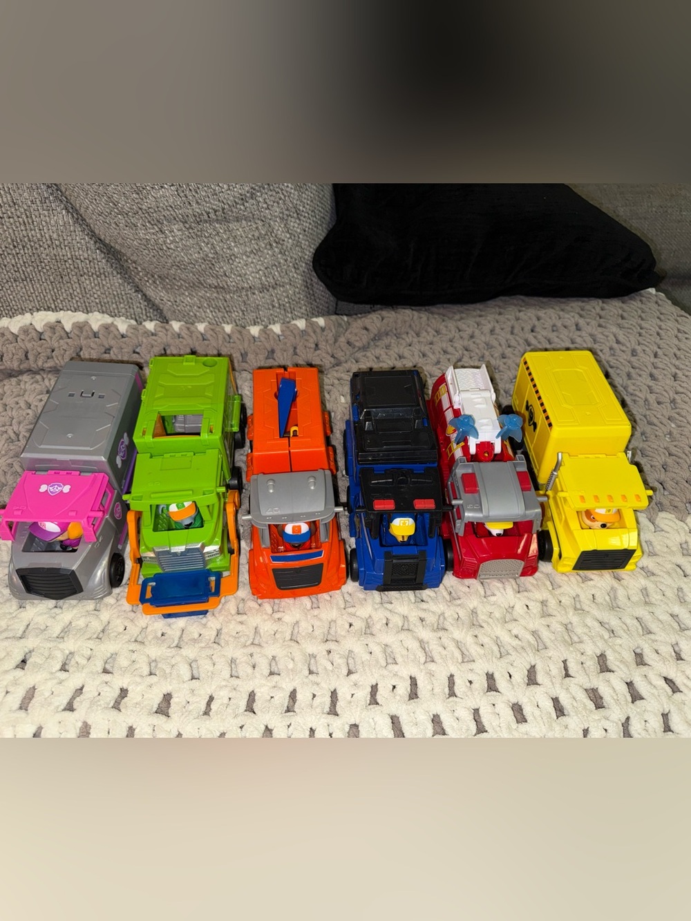 Paw Patrol Truck Pups